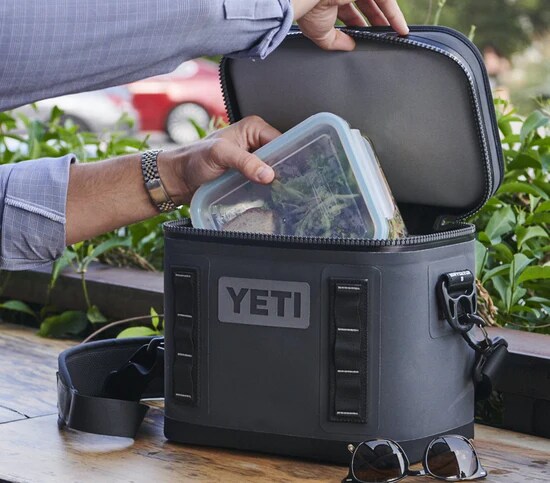 Yeti Hopper Flip 18 Soft Cooler Charcoal