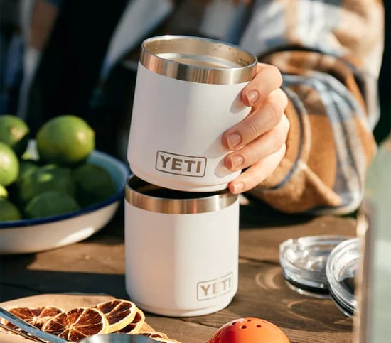 Yeti Rambler 10 oz (296 ml) Lowball 2.0 Black