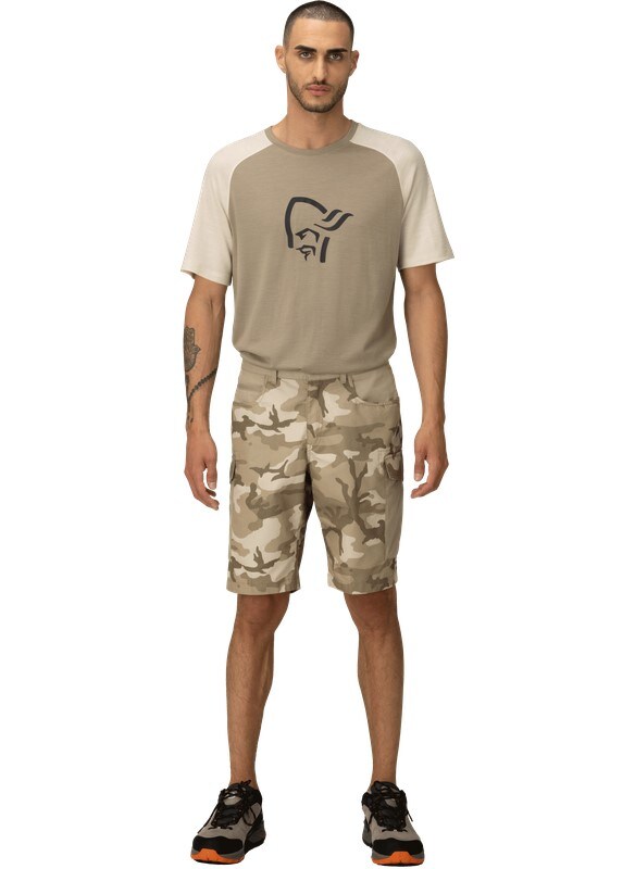 Norrøna Femund Cotton Cargo Shorts (M) Camo Beige Utgått