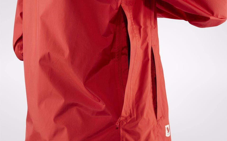 Fjällräven High Coast Hydratic Jacket W True Red
