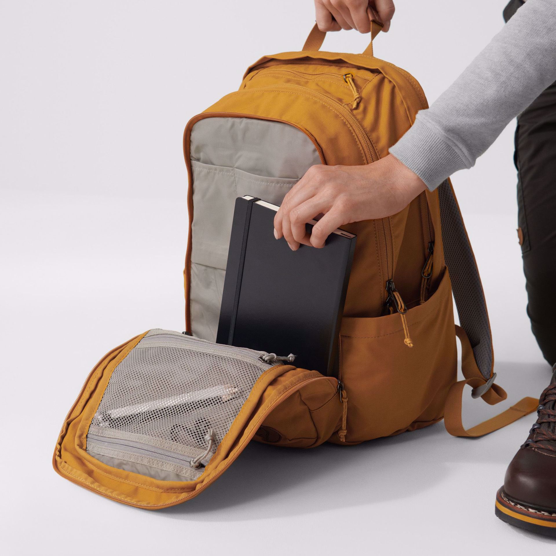 Fjällräven Räven 28 Acorn