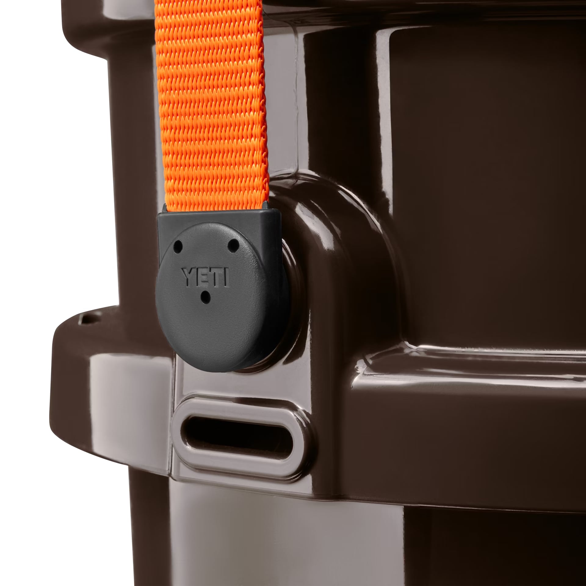 Yeti Loadout Bucket V2 Wetlands Brown