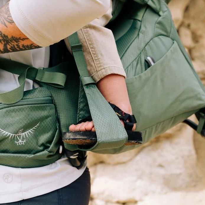 Osprey Poco Premium Child Carrier w/RC Koseret Green