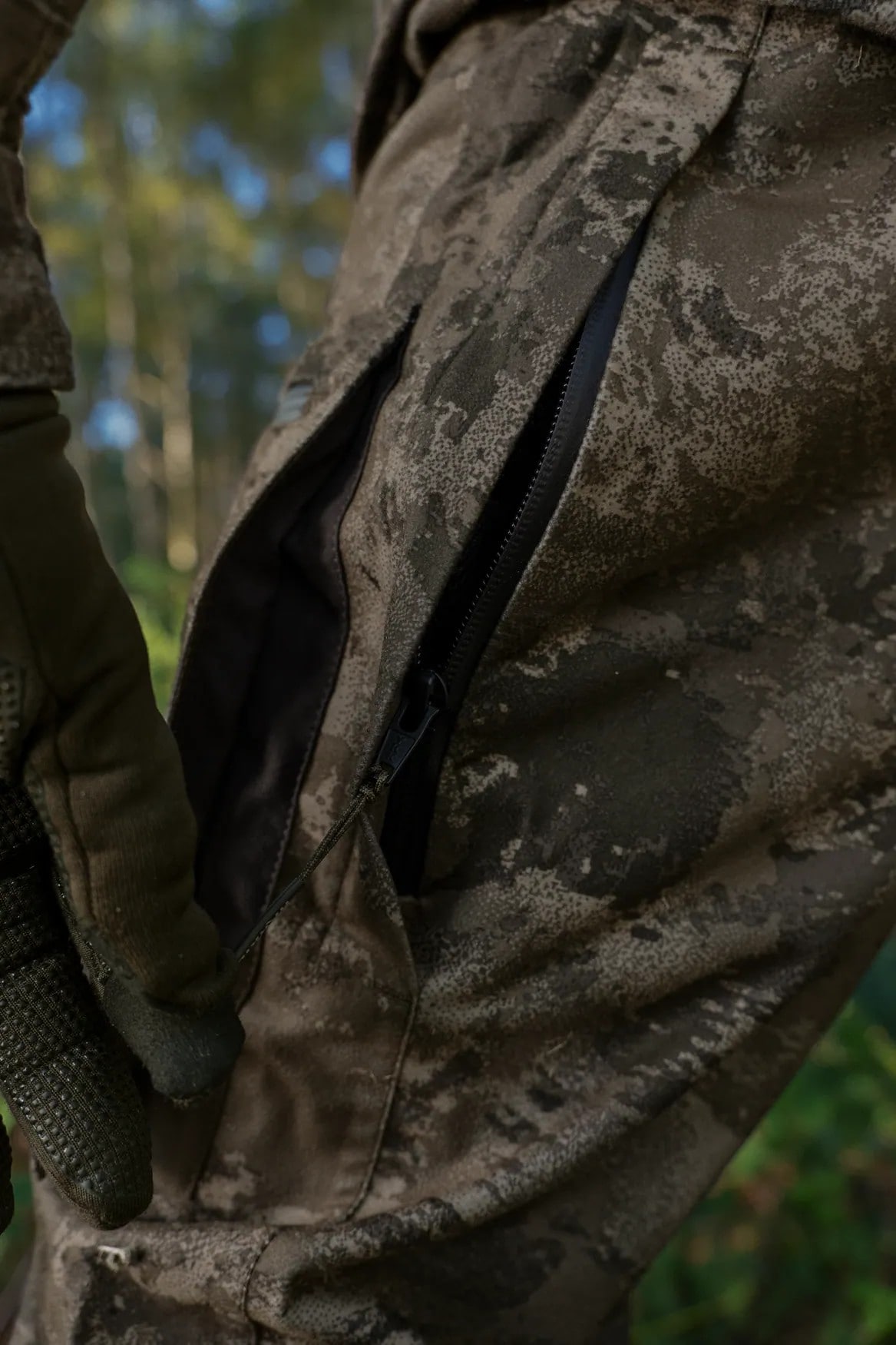Härkila Forest Hunter GTX Camo Trousers AXIS MSP Darkwood